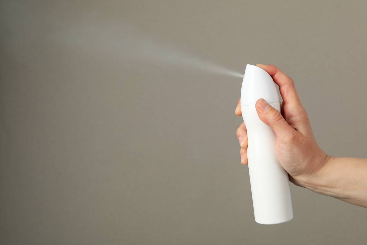 Does deodorant contain aluminium? Is it safe? Should you change?